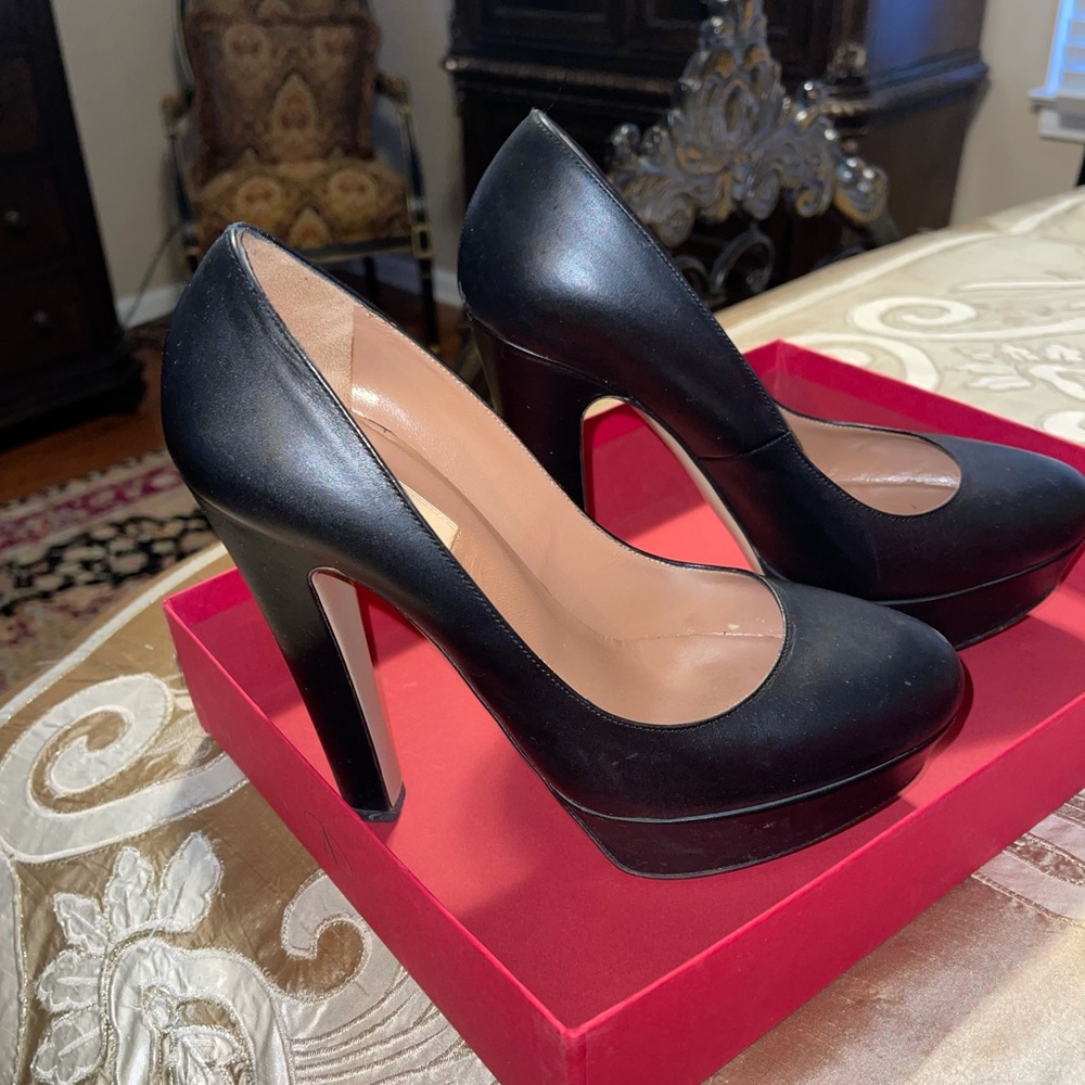 Valentino pumps